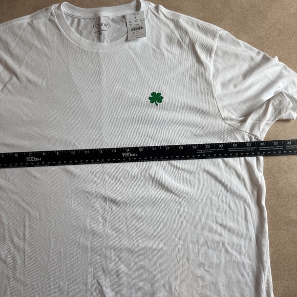 J. Crew Factory "Lucky dog" graphic tee • size xl • NWT • CG744 - Picture 4 of 7